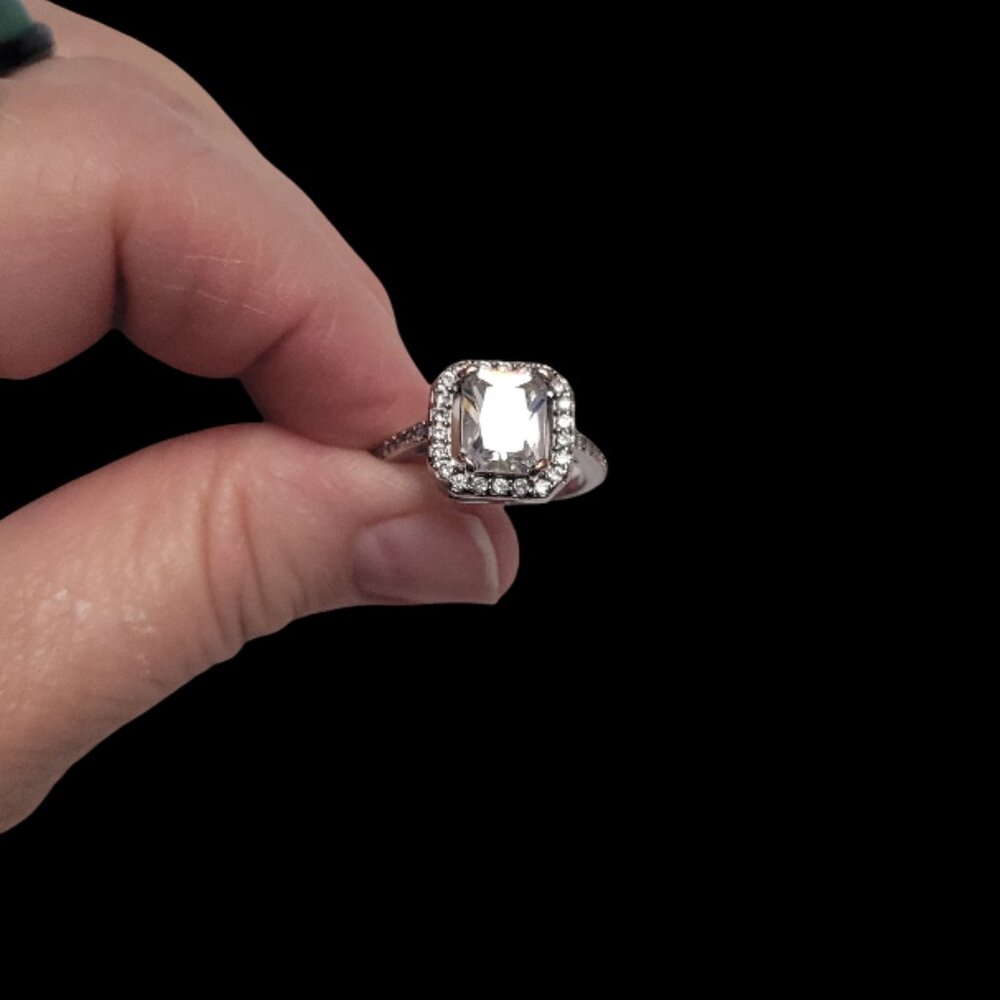 Brillance Sparkle Cubic Zirconia Ring Size: 7